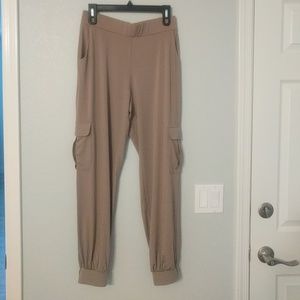 Lisa Rinna Taupe Pant - Size XS (NWOT)